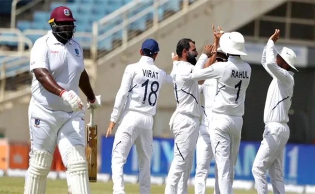 West Indies 117 All Out In Second Test Match - Sakshi