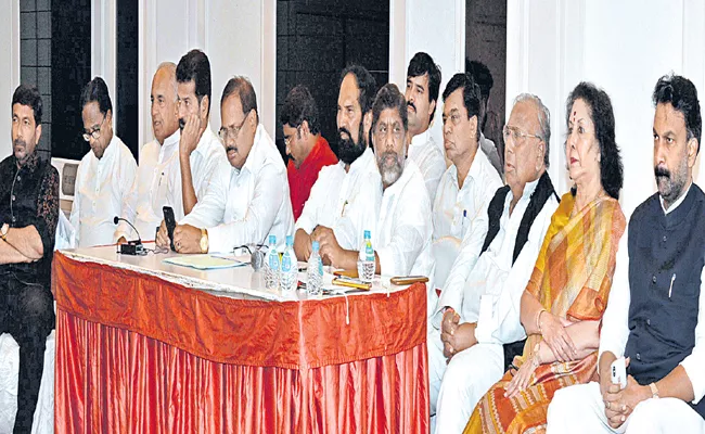 Congress leaders Decision at the Congress Legislature Meeting - Sakshi