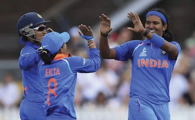 Women Cricket South Africa Set 248 Runs Target India In 2nd ODI - Sakshi