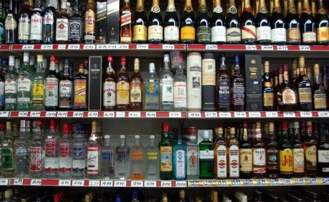 New Liquor Policy Will Implement From November - Sakshi
