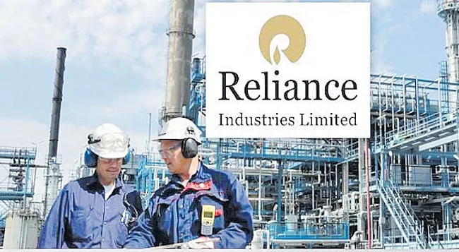 Mukesh Ambani is RIL becomes world's 6th largest oil company - Sakshi
