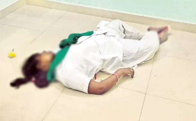 Staff Nurse Commits Suicide in Area Hospital Srikakulam - Sakshi