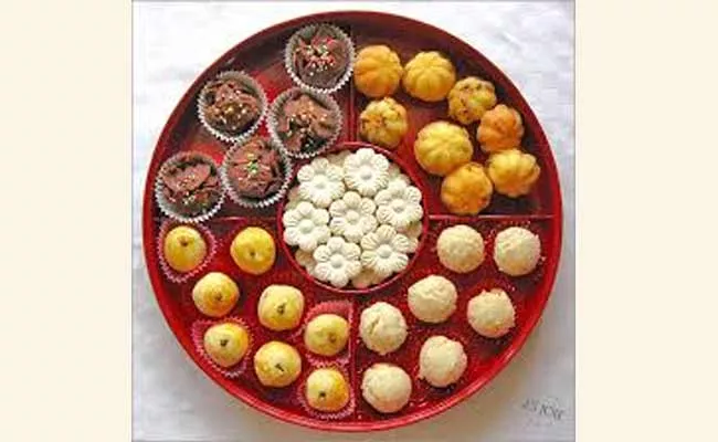 New Year Special Dishes For Cakes And Biscuits - Sakshi