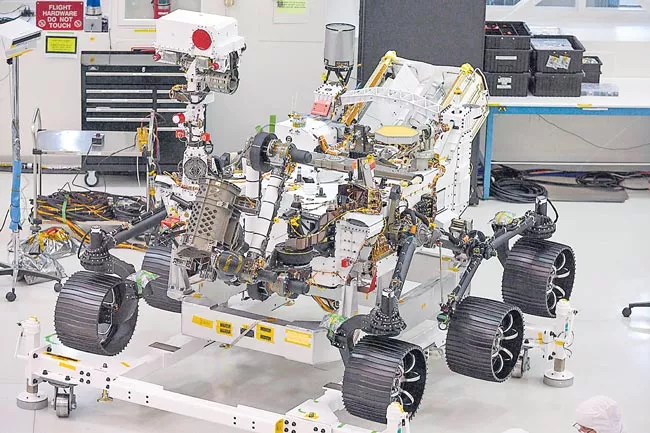 NASA Mars 2020 Rover Set to Hunt Martian Fossils - Sakshi