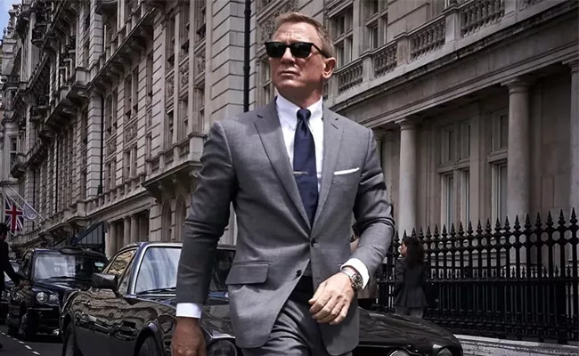 No Time to Die Trailer Daniel Craig Is Back as Bond - Sakshi