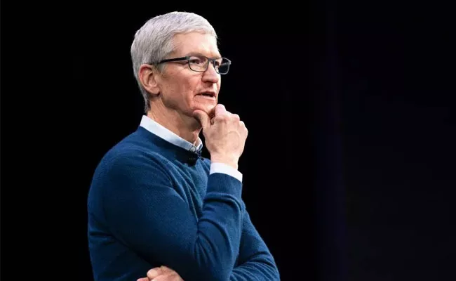 Apple CEO Tim Cook Has an Indian-Origin Stalker - Sakshi