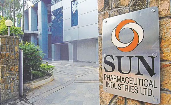 Sun Pharma Q3 profit down 26 percent  at Rs 914 crore as expenses rise - Sakshi