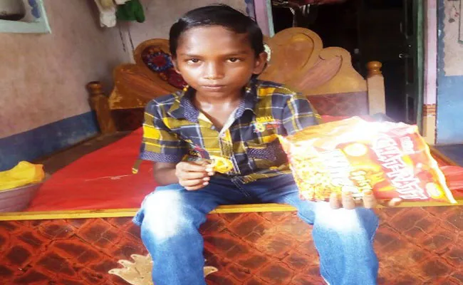 Boy Who Has Not Eaten Food For Nine Years In Prakasam - Sakshi
