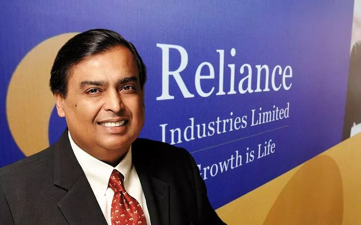 Mukesh Ambani may focus now on Reliance retail - Sakshi