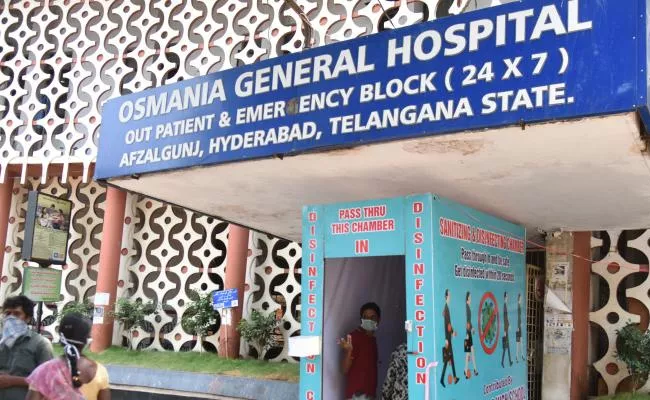 Dharna Of Nurses At Osmania Hospital Has Reached Its Third Day - Sakshi