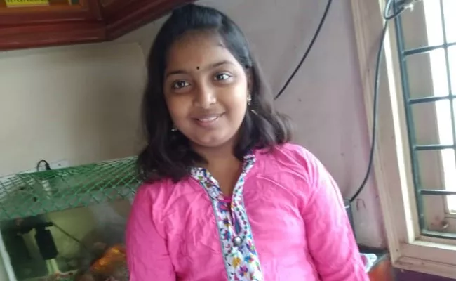 12 Year Old Girl Missing After Stepped For Cycling In Hyderabad - Sakshi