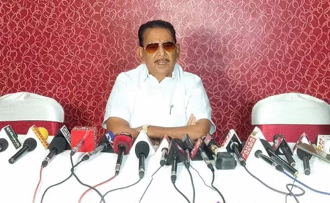 TDP Leader Gadde Babu Rao resigns from party - Sakshi