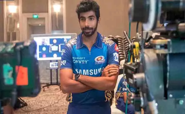 IPL 2020 Jasprit Bumrah Try Out 6 Different Bowling Actions During Practice - Sakshi