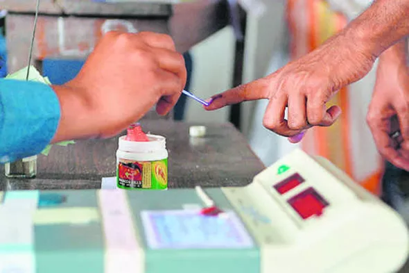 Mahagathbandhan Finalises Seat Distribution For Bihar Elections - Sakshi