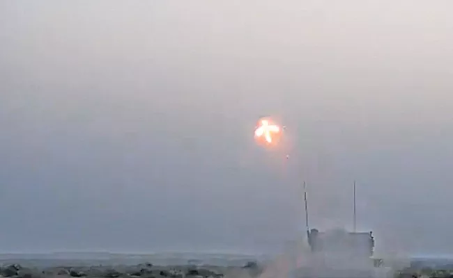 India is anti-tank missile Nag test-fired in Pokhran - Sakshi