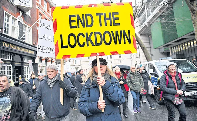 London forced into tier 3 coronavirus lockdown - Sakshi
