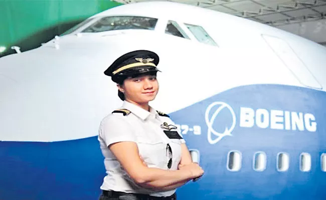 Special Story On Youngest Indian female Pilot Ayesha Aziz - Sakshi