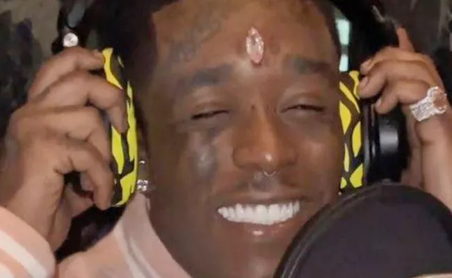 American Rapper Gets 24 Million Dollar Pink Diamond Implant On His Forehead - Sakshi