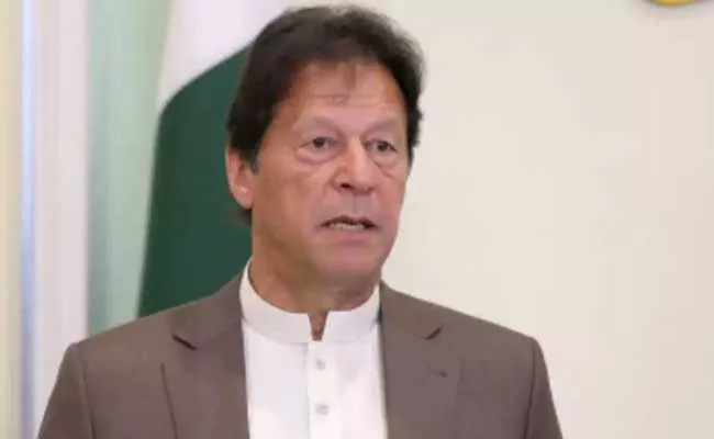 Imran Khan Wins Trust Vote Amid Opposition Boycott - Sakshi