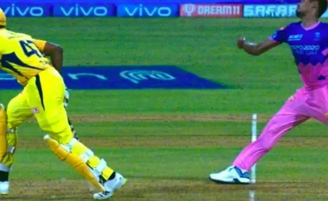 IPL 2021: Venkatesh Prasad Reacts Bowler Penalised Not Batsman Overstepping - Sakshi