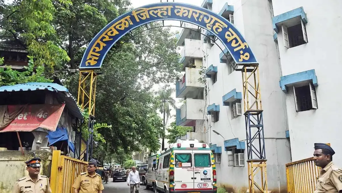 Mumbai Byculla JailInmates Including Indrani Mukerjea Test Positive for COVID - Sakshi