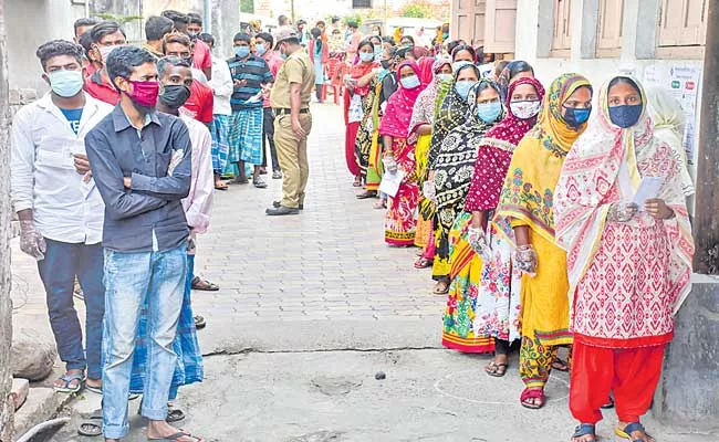 West Bengal Election 2021: Over 76 per cent voter turnout recorded - Sakshi