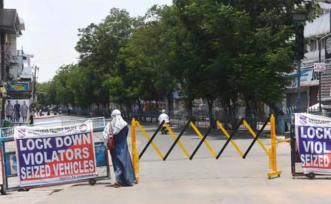Corona Danger Bells: Complete Lock Down In Raipur, Chattisgarh - Sakshi