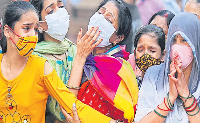 Kancha Ilaiah Article On Corona Pandemic Causes Sangh Parivar - Sakshi