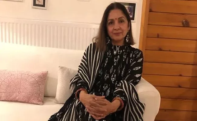 When Neena Gupta Pregnant Satish Kaushik Offered To Marry Her - Sakshi