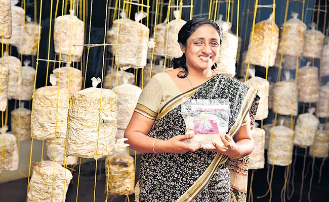 Kerala farmer winning a best mushroom farmer award - Sakshi