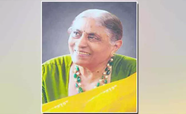 Ex MP Konda Vishweshwar Reddy Mother Died In Vikarabad - Sakshi