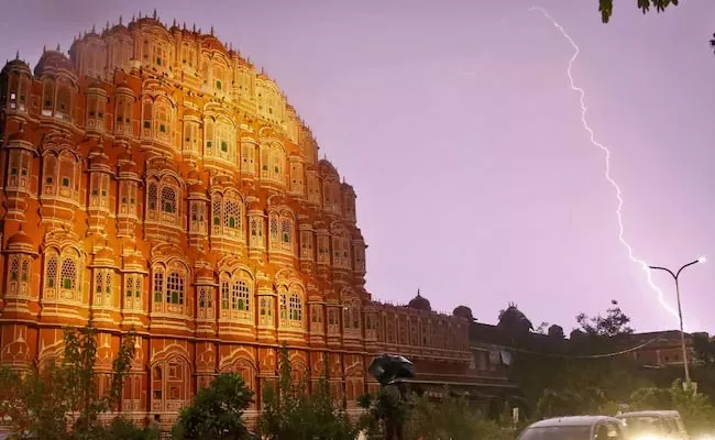 Selfie Chaos Heavy Lightning Claims Lives In Rajasthan At Amer Palace Clock Tower - Sakshi
