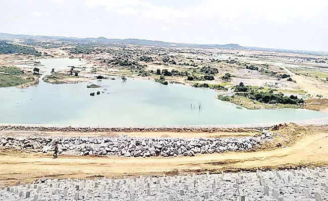 From Mallannasagar  Godavari Water Goes To Devadula Project - Sakshi