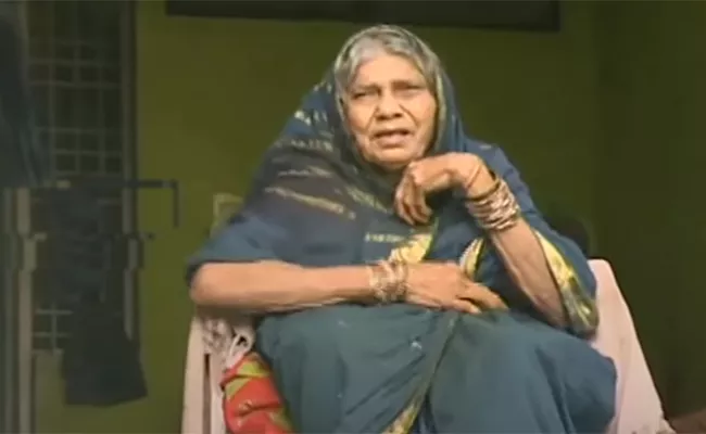 vizianagaram Old Lady Stay alone In Forest 7 Decades, has not take any Food - Sakshi