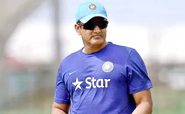 Report Says BCCI Could Approach Anil Kumble Role of Team India Head Coach - Sakshi