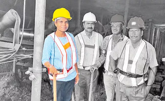 Coal India first woman engineer in an underground mine - Sakshi