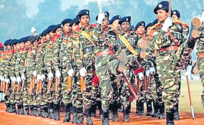 Womens entry to NDA will not be delayed says Supreme Court - Sakshi