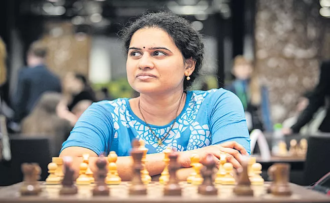 Koneru Humpy return to offline chess curtailed due to Covaxin restrictions - Sakshi