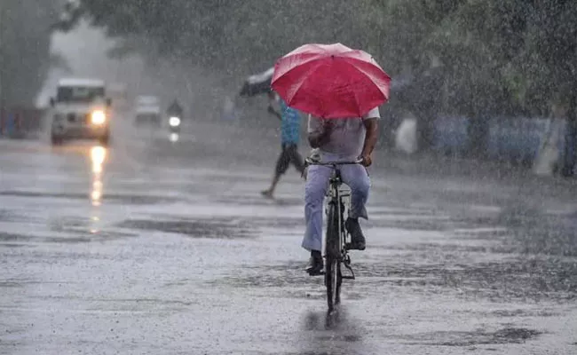 Imd Alert Heavy Rains Are Likely In Next Two Days In Telangana - Sakshi