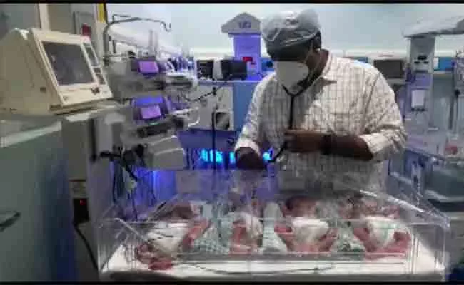 Woman Gave Birth To Quadruplets In Hyderabad - Sakshi