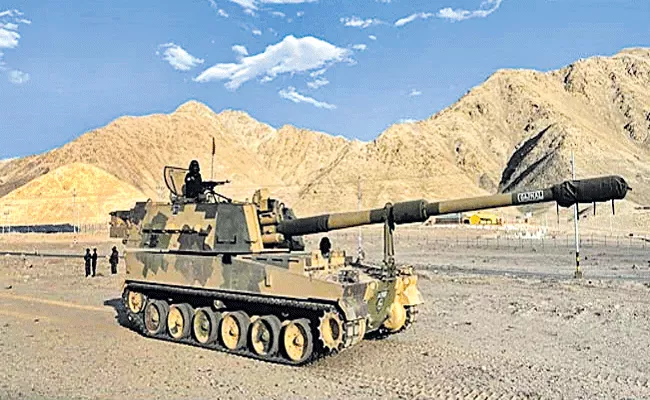 Indian Army deploys K9 Vajra in Ladakh - Sakshi