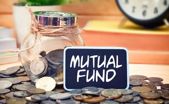 Mutual funds assets jumps to nearly Rs 37 lakh crore  - Sakshi