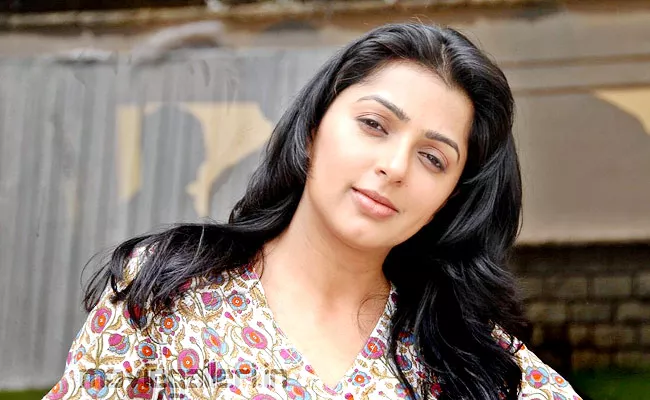 Actress Bhumika Chawla Shocking Comments - Sakshi