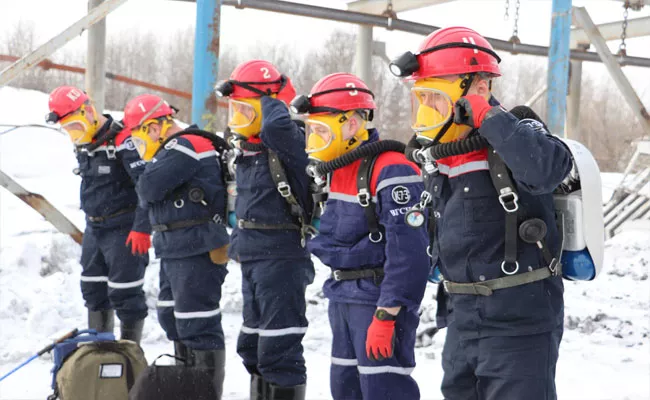 Russia: Death Toll In Siberian Coal Mine Blast Raised To 52 - Sakshi