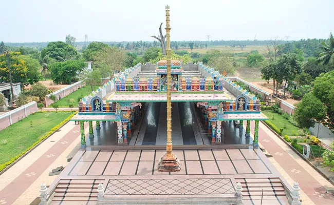 Famous Hanuman Temple At Jangareddy Gudem In West Godavari - Sakshi