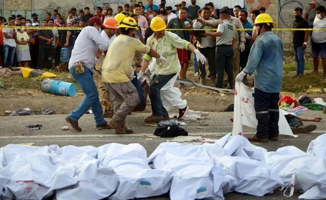 At Least 53 Central American Migrants Died In Mexico Truck Accident - Sakshi