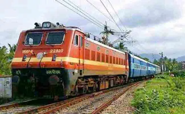 SCR Partially Cancelled Trains Over Chennai To Gudur Section Track works - Sakshi