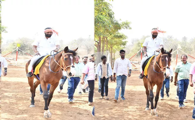 Telangana Minister Srinivas Goud Horse Riding Video Goes viral - Sakshi