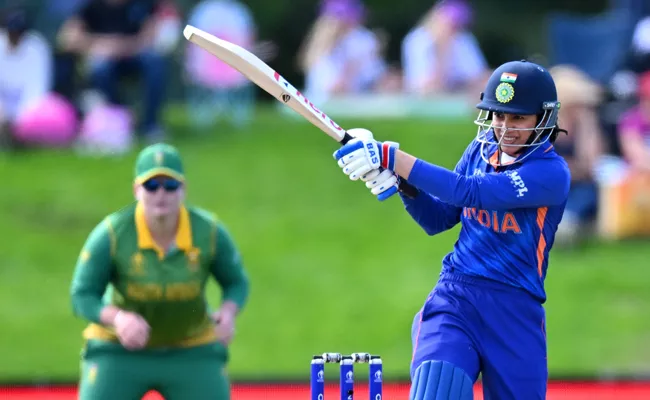 Women World Cup 2022: India Score 274 Loss Of 7 Wickets Against South Africa - Sakshi
