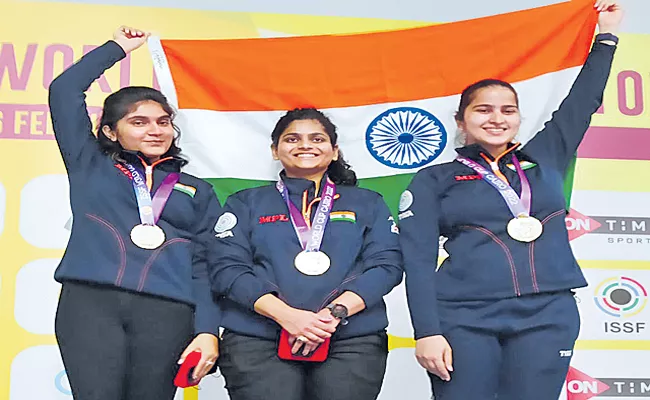 Esha Singh Wins Second Medal in ISSF World Cup - Sakshi